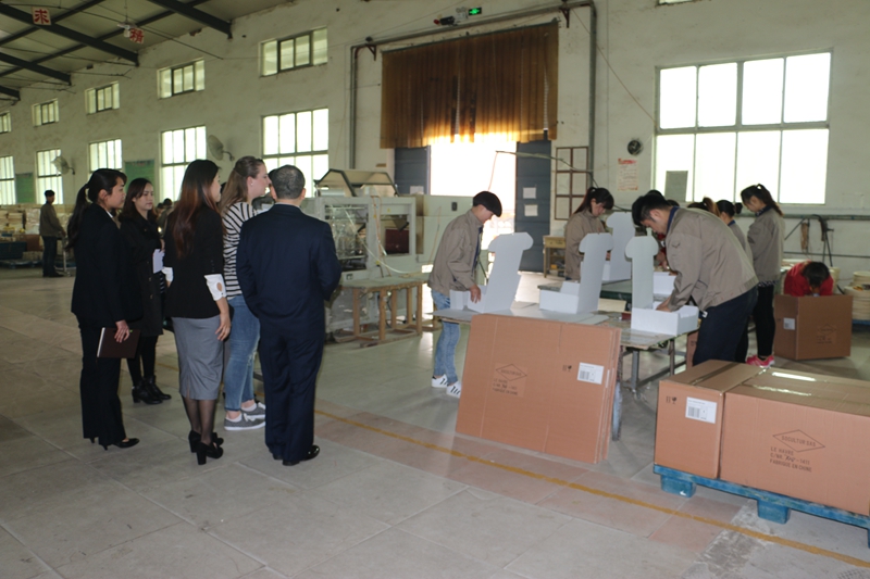 Caoxian Luyi Wood Industry Co., Ltd.